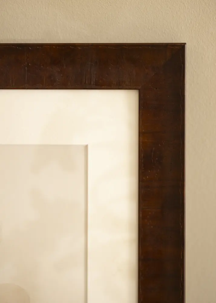 Ramverkstad Frame Ribe Brown Root veneer - Custom Size