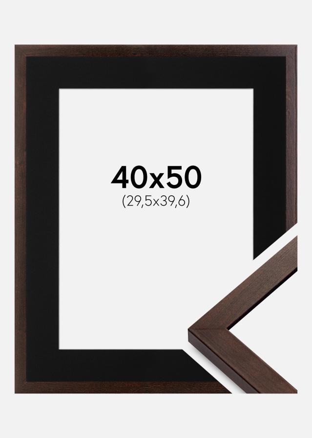 Ram med passepartou Frame Selection Walnut 40x50 cm - Picture Mount Black 12x16 inches